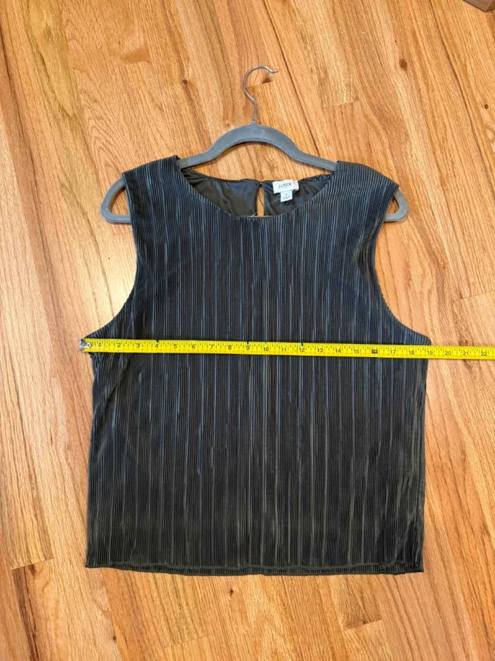 J.Crew Factory Plissé Shell Top - Olive Green, Size L